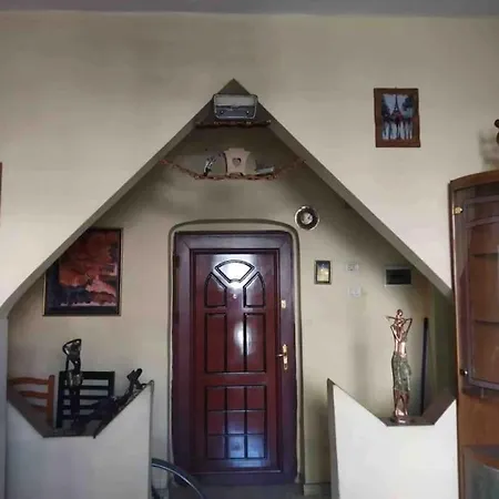 Apartment Cosy Little In The Center Of Tirana